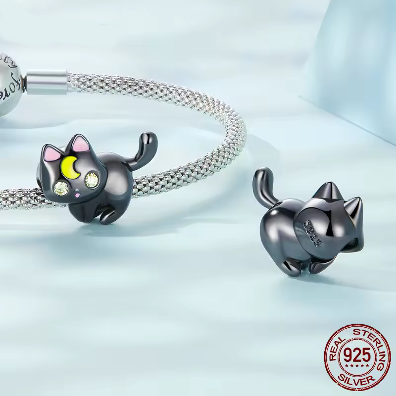 Moon cat zircons